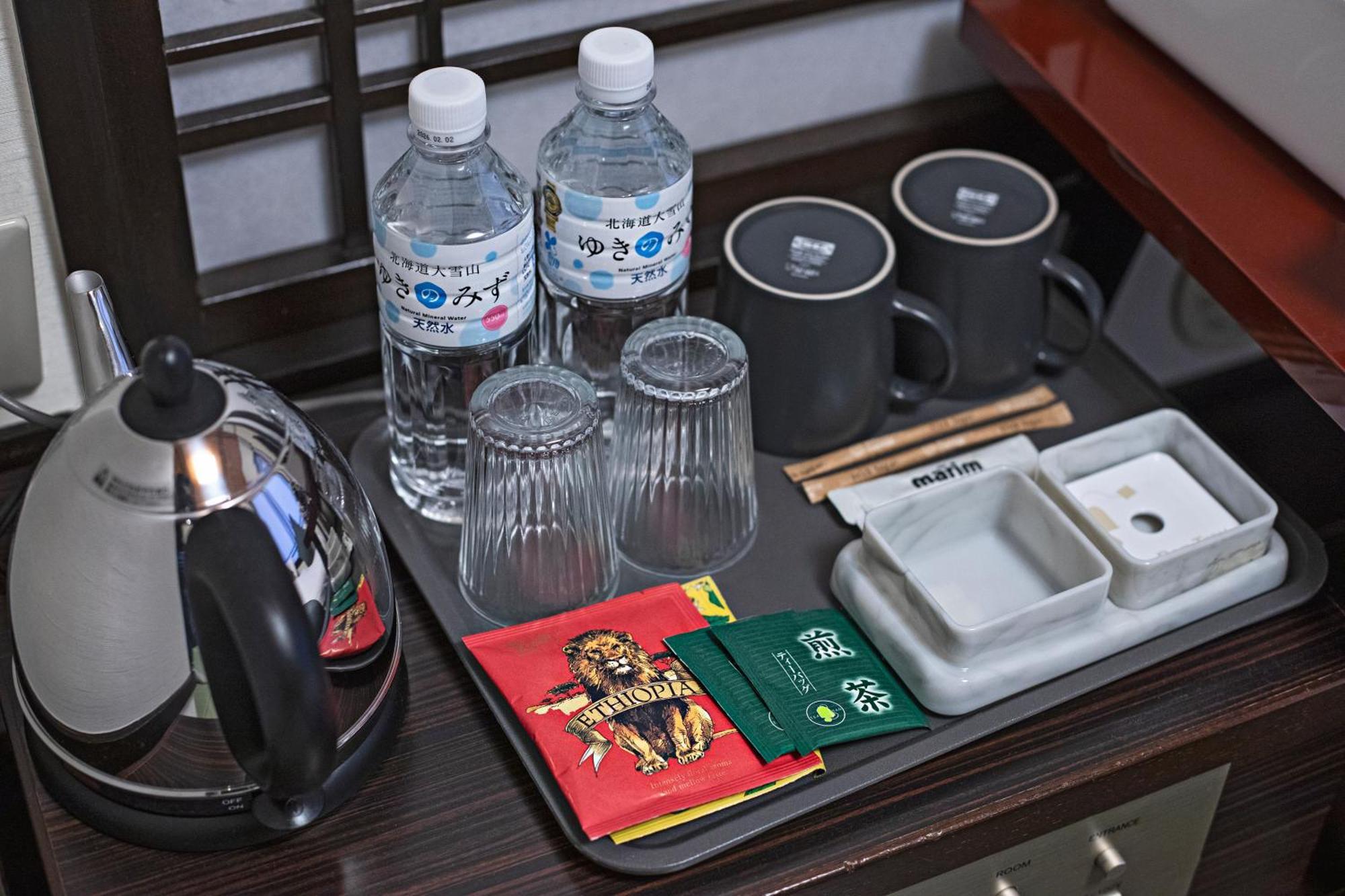 Wonz Hotel Self-Check-In Osaka Esterno foto